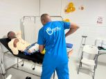 Service de réadaptation d'urgence à Port-au-Prince. Depuis août 2024, HI travaille avec MSF pour soigner les patients dans un hôpital de Port-au-Prince. Alors que la crise a réduit l'accès aux soins, 6 personnes de HI, dont des kinésithérapeutes et un ergothérapeute, accompagnent les blessés après leurs opérations. 196 patients ont été traités en 2024.  Service de réadaptation d'urgence à Port-au-Prince. Depuis août 2024, HI travaille avec MSF pour soigner les patients dans un hôpital de Port-au-Prince. Alors que la crise a réduit l'accès aux soins, 6 personnes de HI, dont des kinésithérapeutes et un ergothérapeute, accompagnent les blessés après leurs opérations. 196 patients ont été traités en 2024.